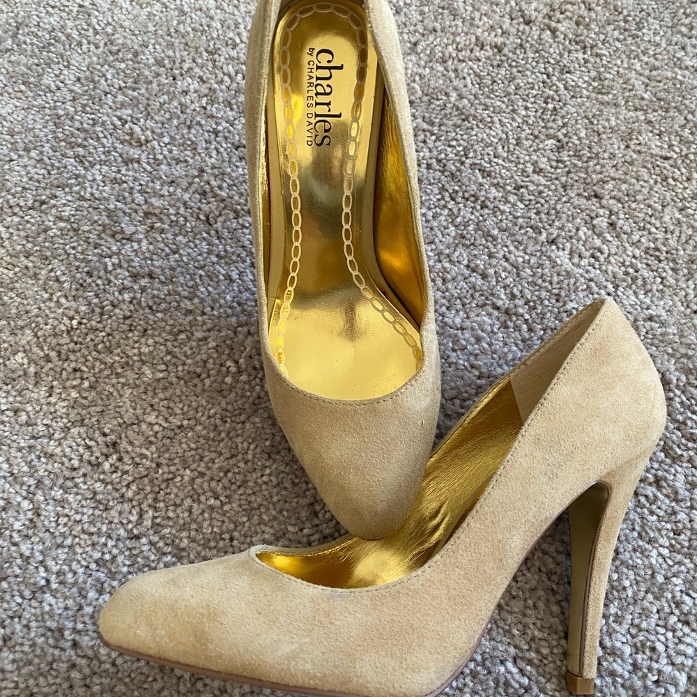 Charles by Charles David nude pumps